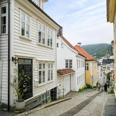 Beautiful Townhouse Super Central In - 4 Bedrooms 8 Guests Vila *