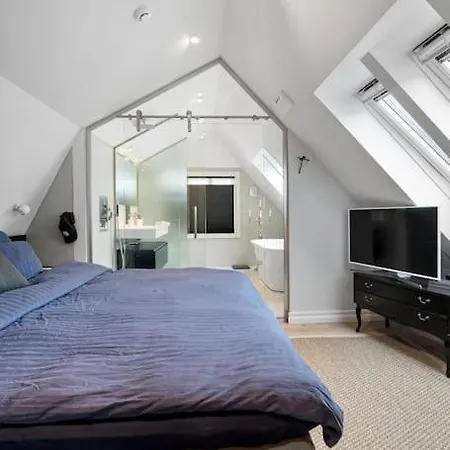 Beautiful Townhouse Super Central In - 4 Bedrooms 8 Guests Vila *