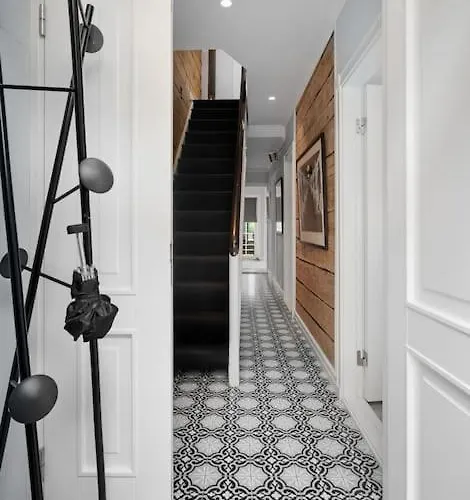 Beautiful Townhouse Super Central In - 4 Bedrooms 8 Guests ヴィラ