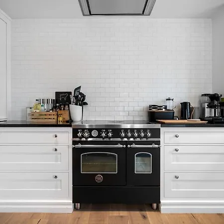 Beautiful Townhouse Super Central In - 4 Bedrooms 8 Guests * 베르겐