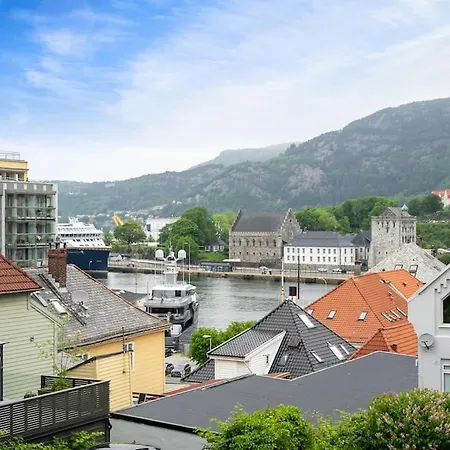 Beautiful Townhouse Super Central In - 4 Bedrooms 8 Guests